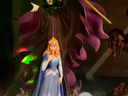 DLR WDW - Sleeping Beauty - Aurora & Maleficent Light Up Figurine For Sale