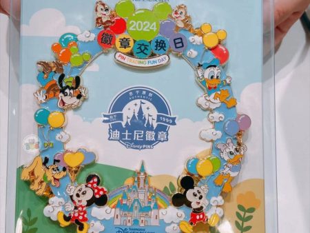 SHDL - Pin Trading Fun Day 2024 x Photo Frame Limited Edition 300 Online Hot Sale