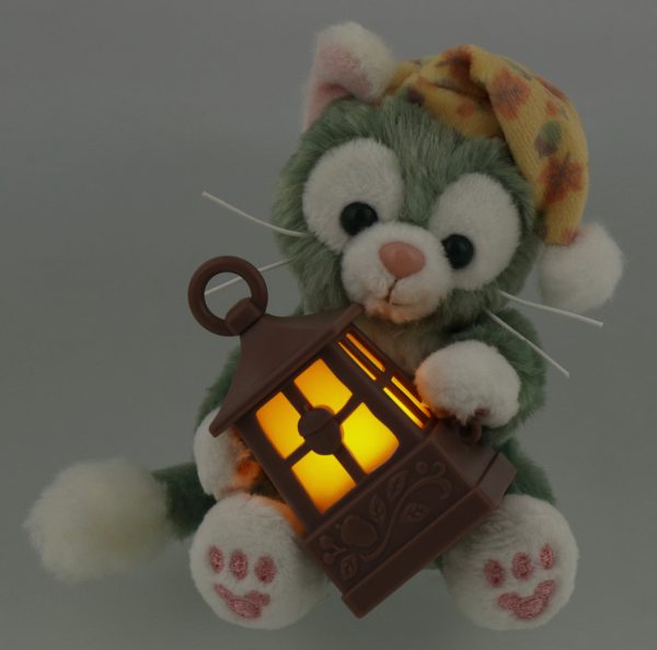 TDR - Duffy & Friends  Fall s Sound Invitation  Collection x Gelatloni with  Glowing Lantern  Plush Keychain (Release Date: Aug 28, 2024) Sale