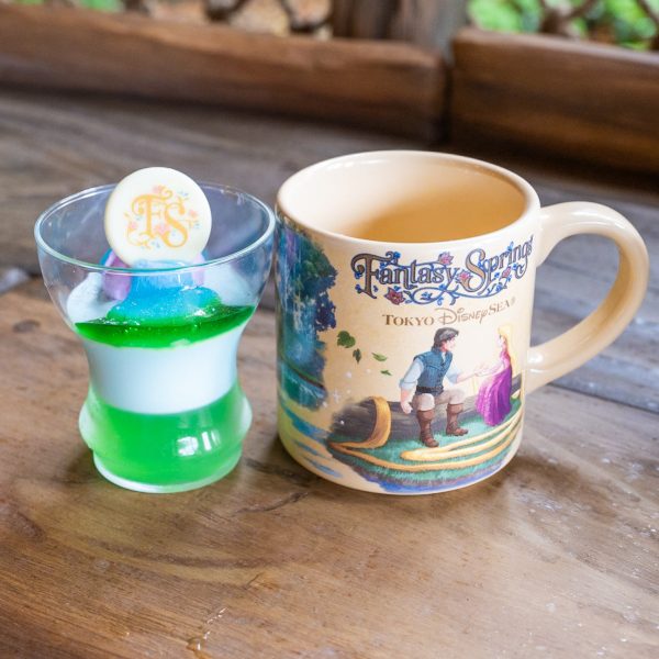 TDR - Fantasy Springs  Rapunzel’s Lantern Festival  Collection x Souvenior Mug (Release Date: May 28) Discount